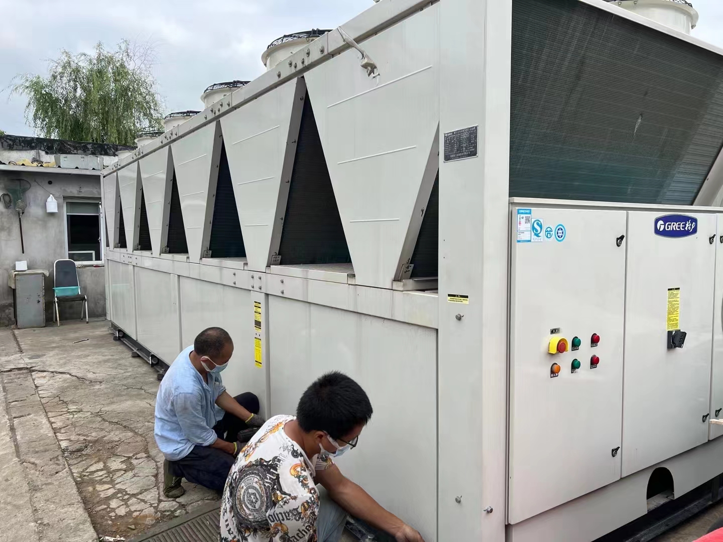 風(fēng)冷模塊熱泵機(jī)組