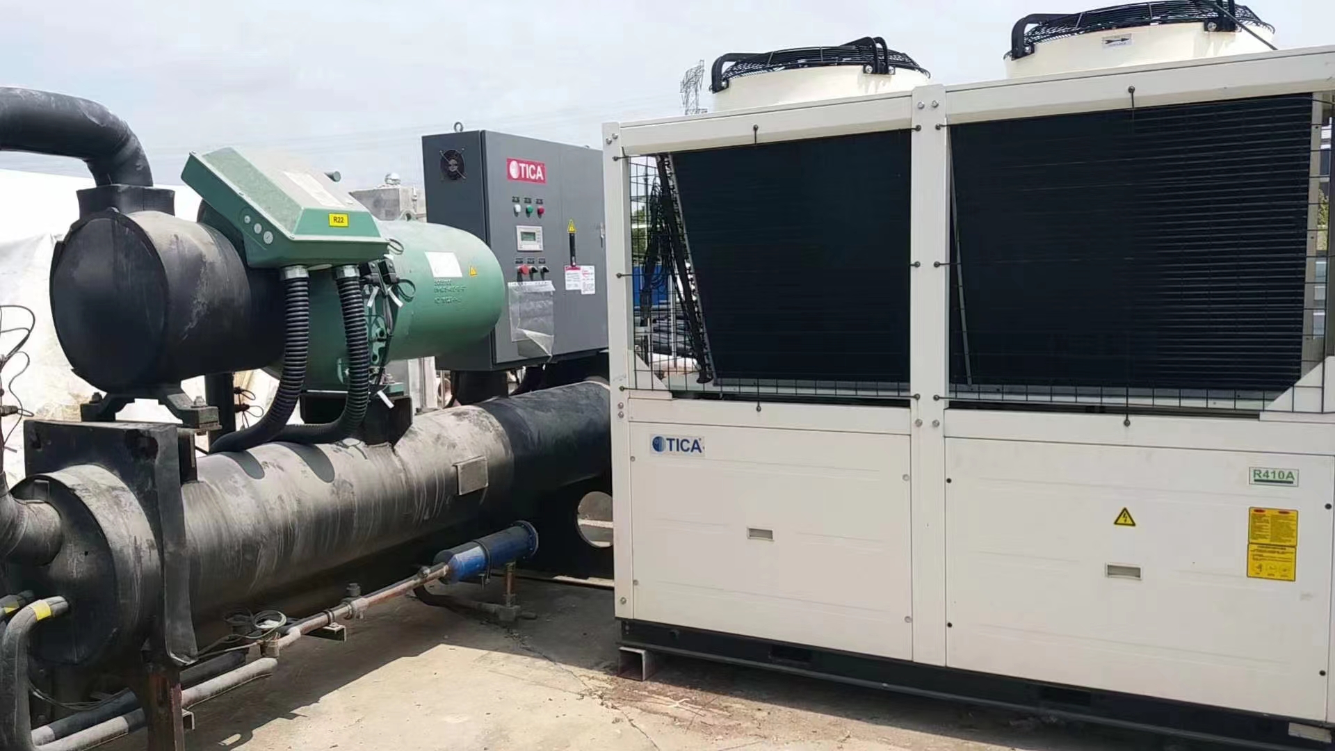 螺桿離心式冷水機(jī) 螺桿離心式冷水機(jī)